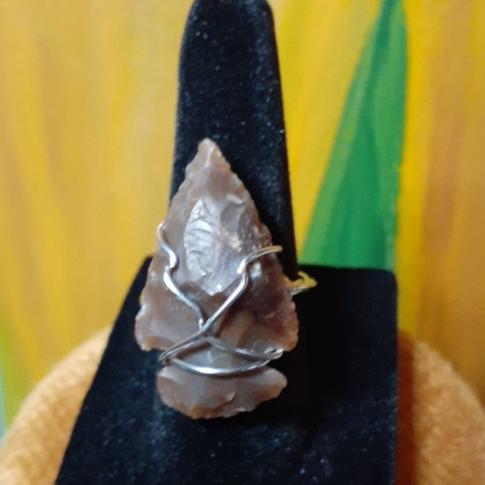 Arrowhead Ring - Picture 3 of 4